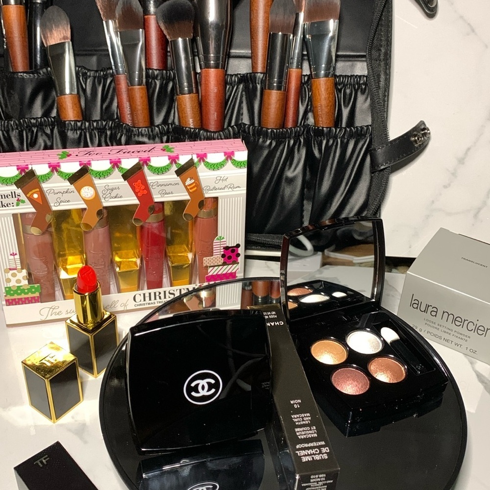 Live show sales!